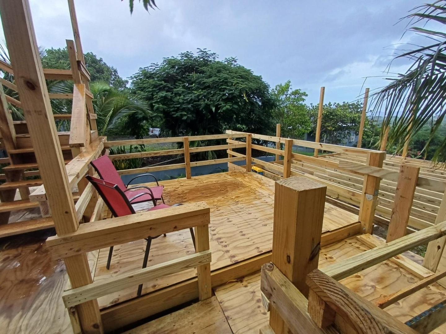 Rooster Run Glamping Camping Has Rooftop And Off The Ground Glamping Experience For 1 To 16 In A Single Tent And Views Of The Rain Forrest And To Culebra Across The Atlantic Ocean W Tents, Linens, Deluxe Air Beds, Warm Shower And More At A Great Pric Vieques Exterior photo